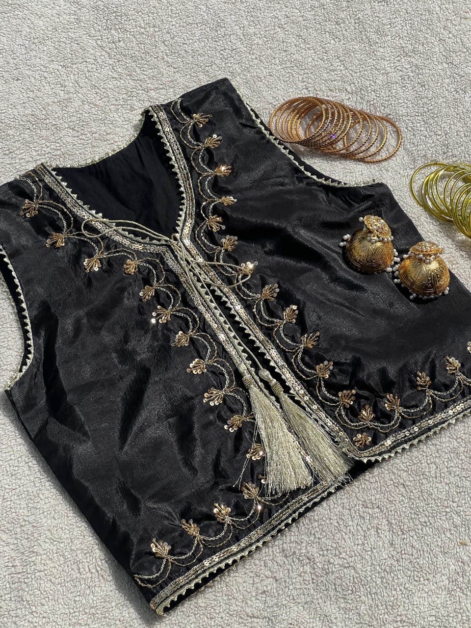 Midnight Pearl & Zari Koti