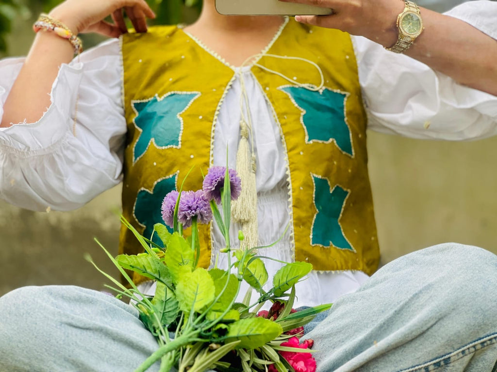Four-Petal Embellished Koti